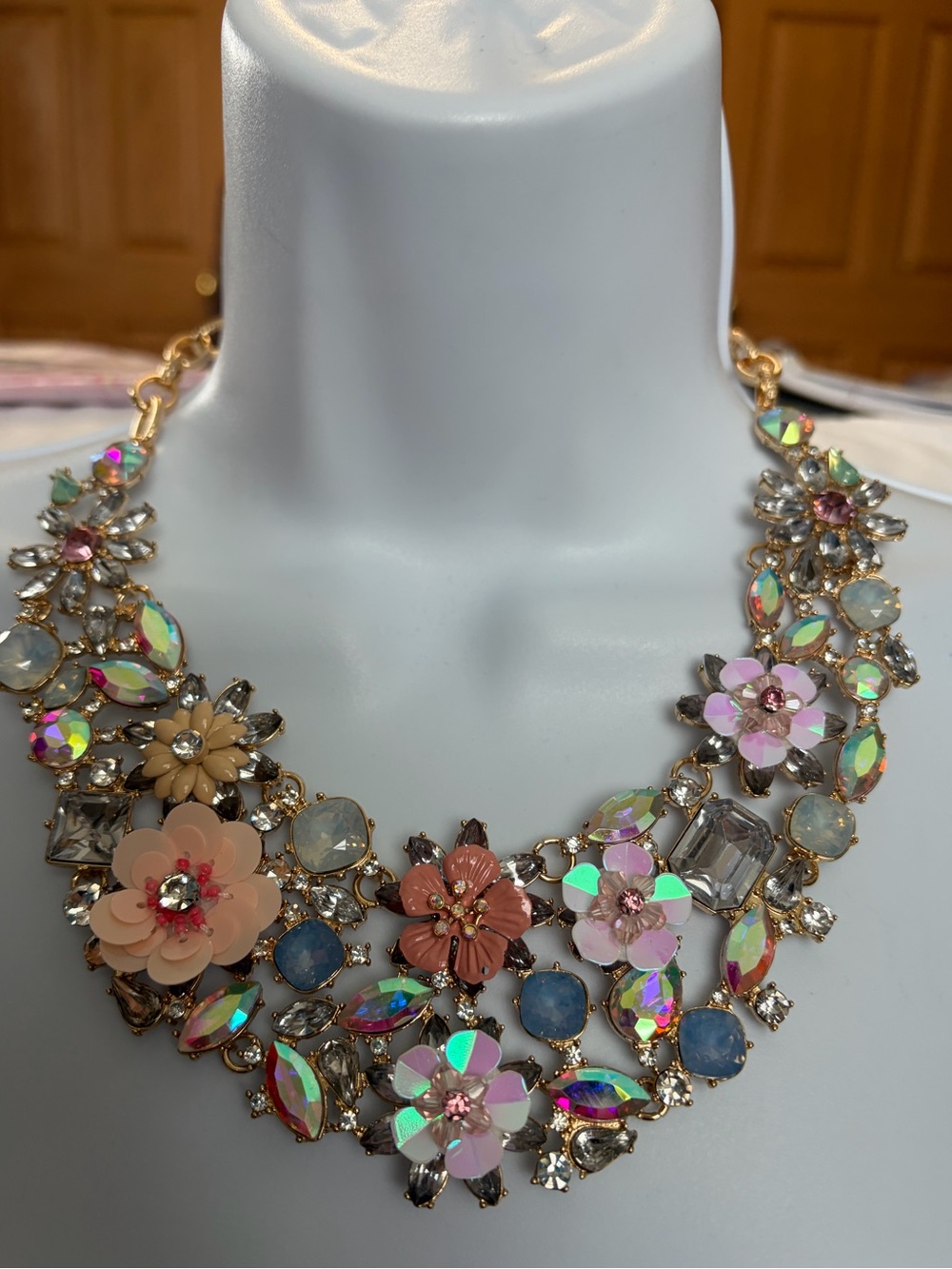 NWOT Aratta Floral  Statement Necklace with Iridescent and Pink Accents - Picture 16 of 16